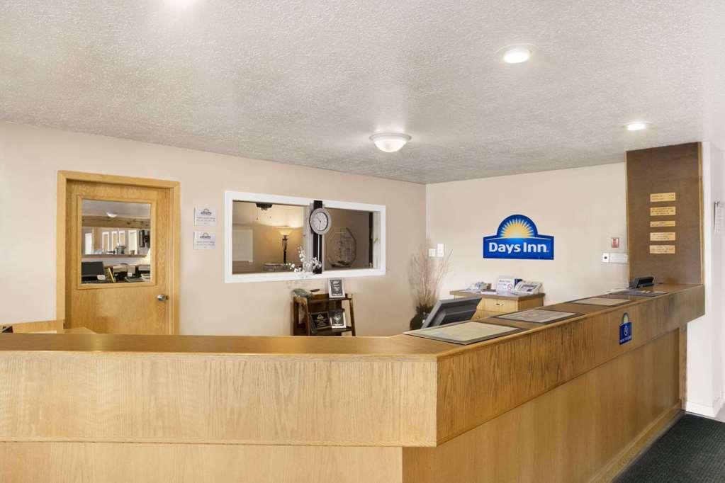 Hotel Baymont By Wyndham Manistee Interior foto