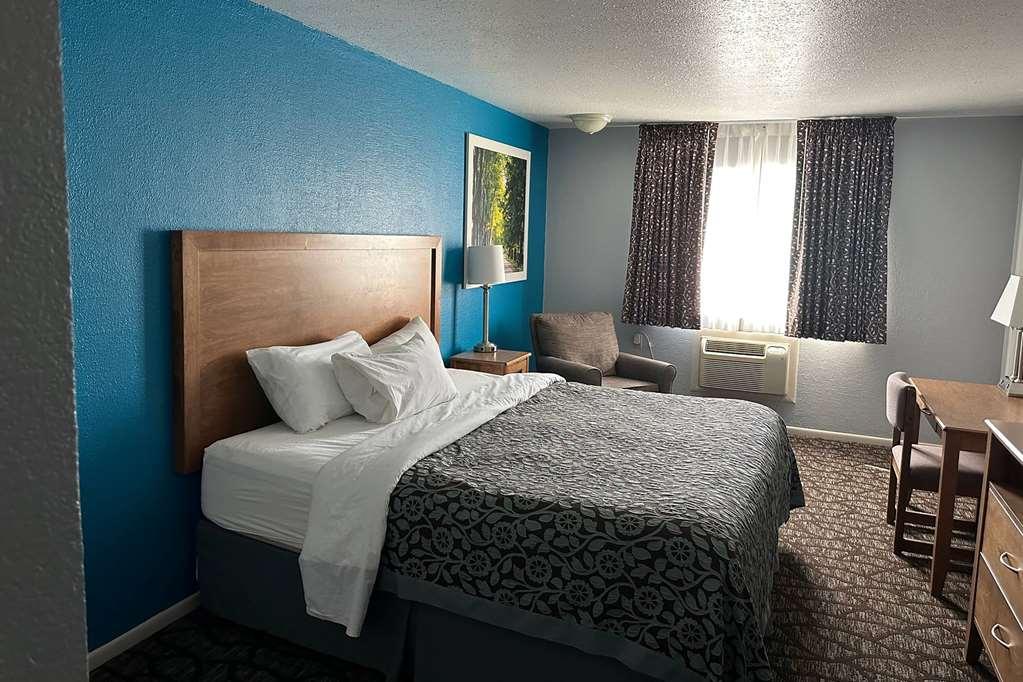 Hotel Baymont By Wyndham Manistee Zimmer foto